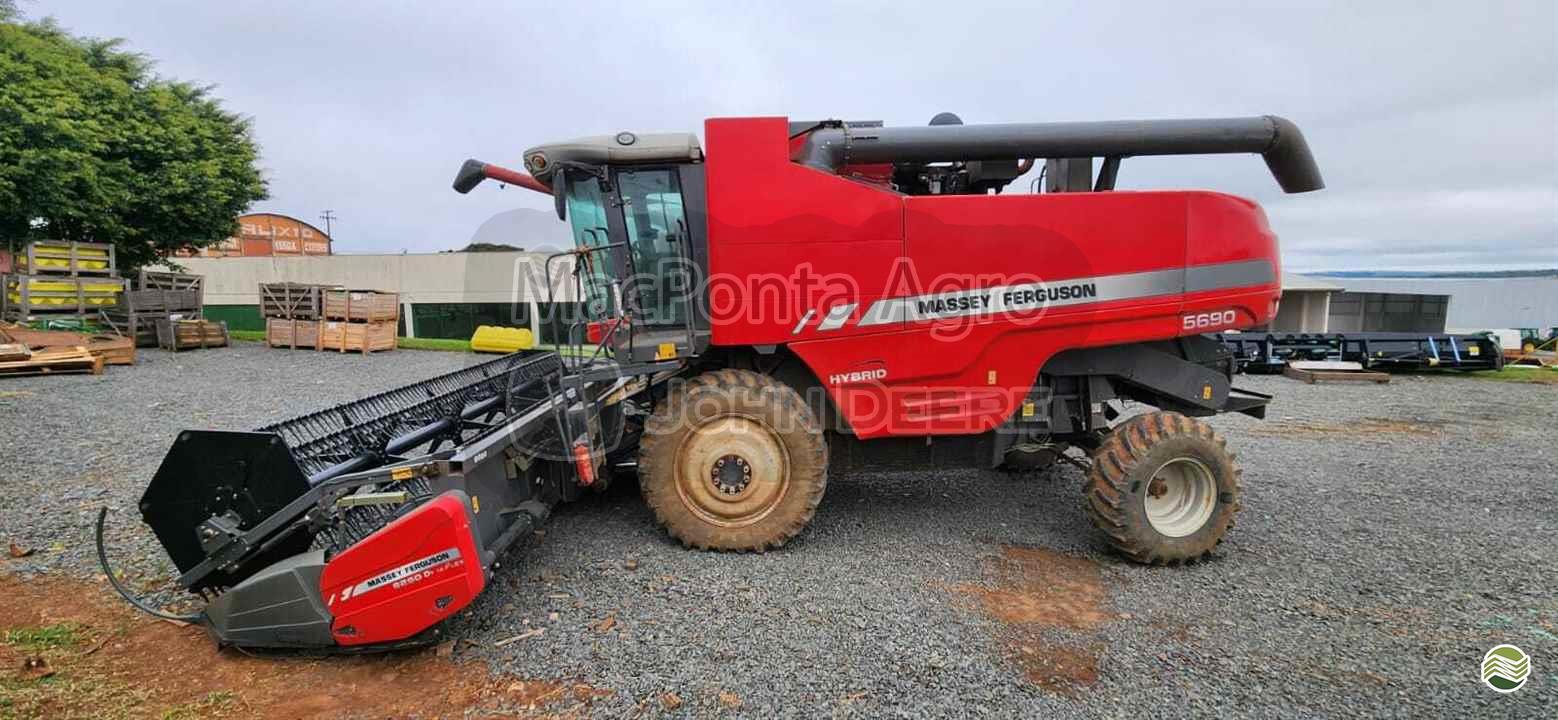 COLHEITADEIRA MASSEY FERGUSON MF 5690 MacPonta - John Deere PONTA GROSSA PARANÁ PR